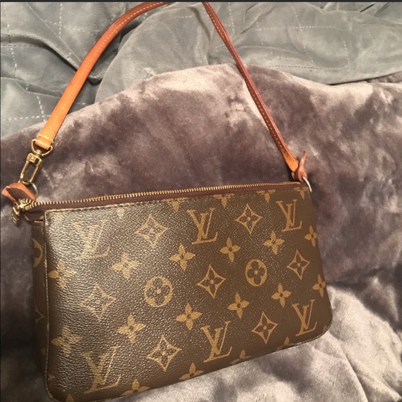 Louis Vuitton Handbags - !ONE DAY ONLY SALE! Authentic Louis Vuitton bag